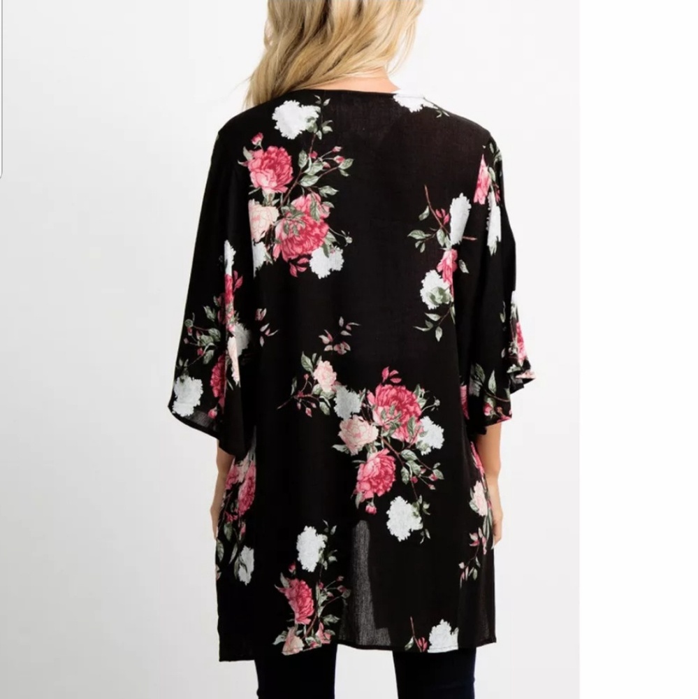 Open Floral Kimono Top - Picture 2 of 7